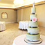 Elegant and traditional wedding cake
